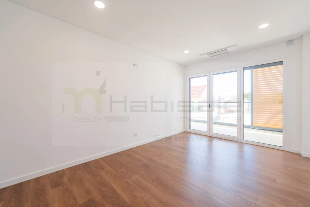 Apartamento T2 para Venda em Alcabideche Foto 9