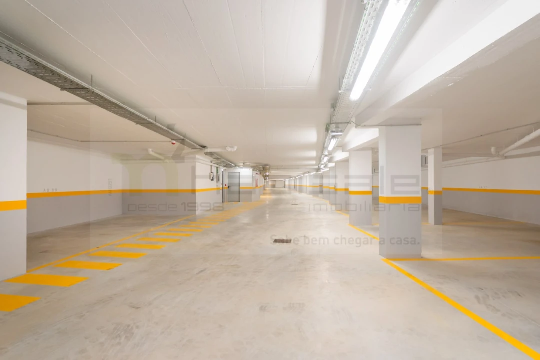 Apartamento T2 para Venda em Alcabideche Foto 14