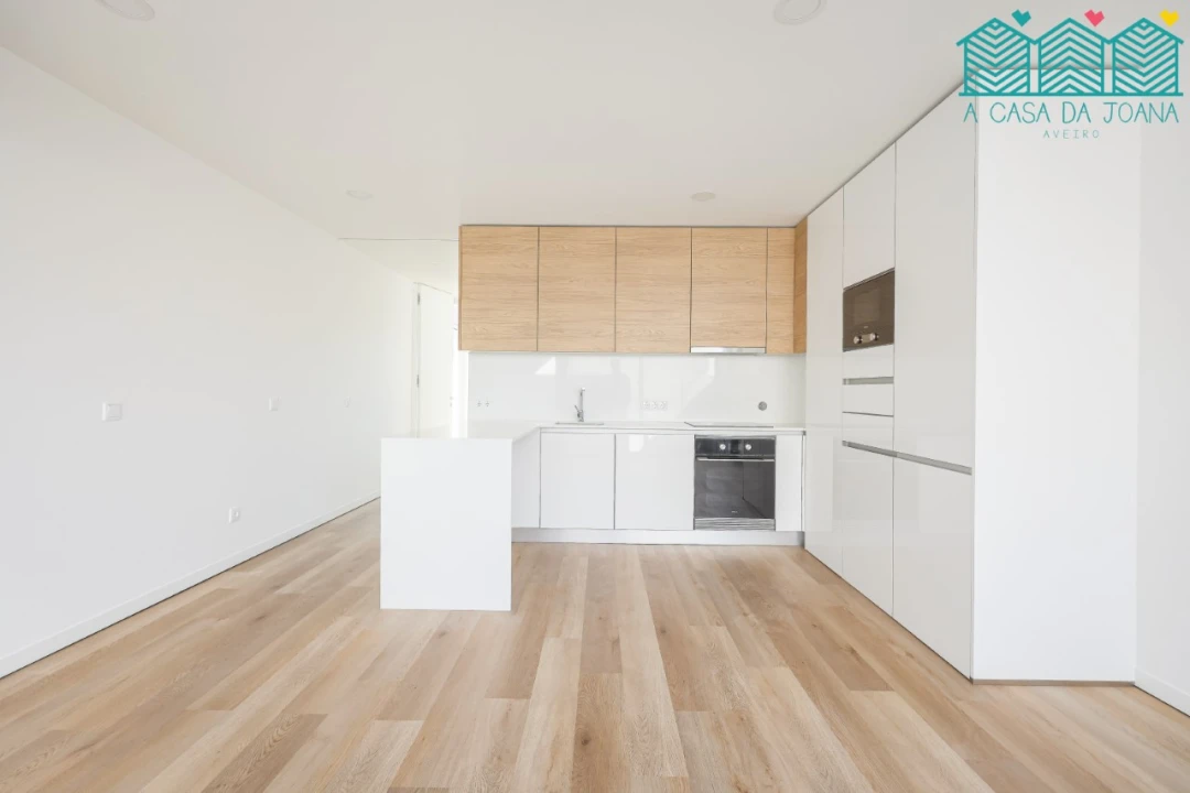 Apartamento T1 para Arrendamento em Glória e Vera Cruz Foto 2