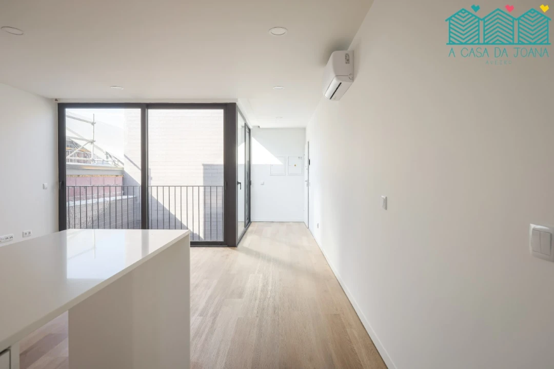 Apartamento T1 para Arrendamento em Glória e Vera Cruz Foto 4