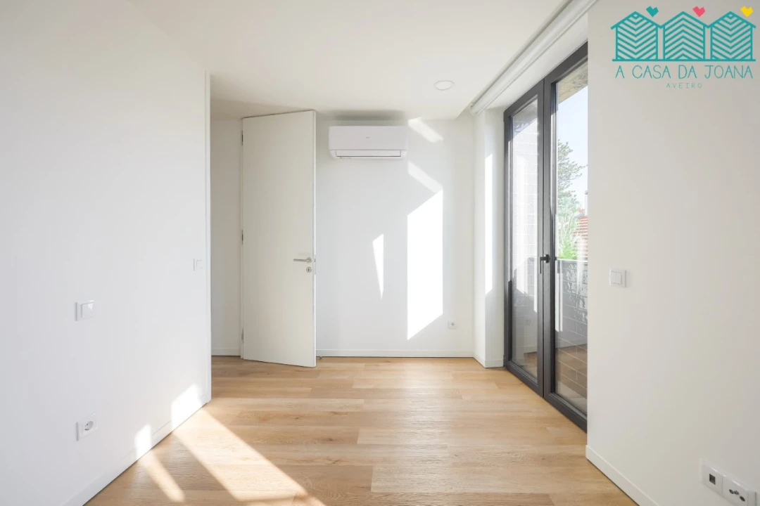 Apartamento T1 para Arrendamento em Glória e Vera Cruz Foto 10