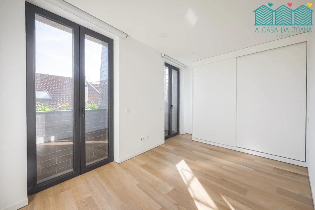 Apartamento T1 para Arrendamento em Glória e Vera Cruz Foto 11
