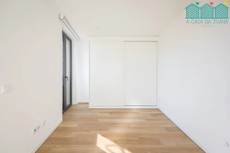 Apartamento T1 para Arrendamento em Glória e Vera Cruz Foto 9