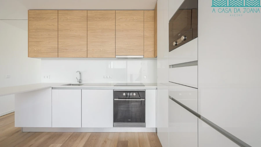 Apartamento T1 para Arrendamento em Glória e Vera Cruz