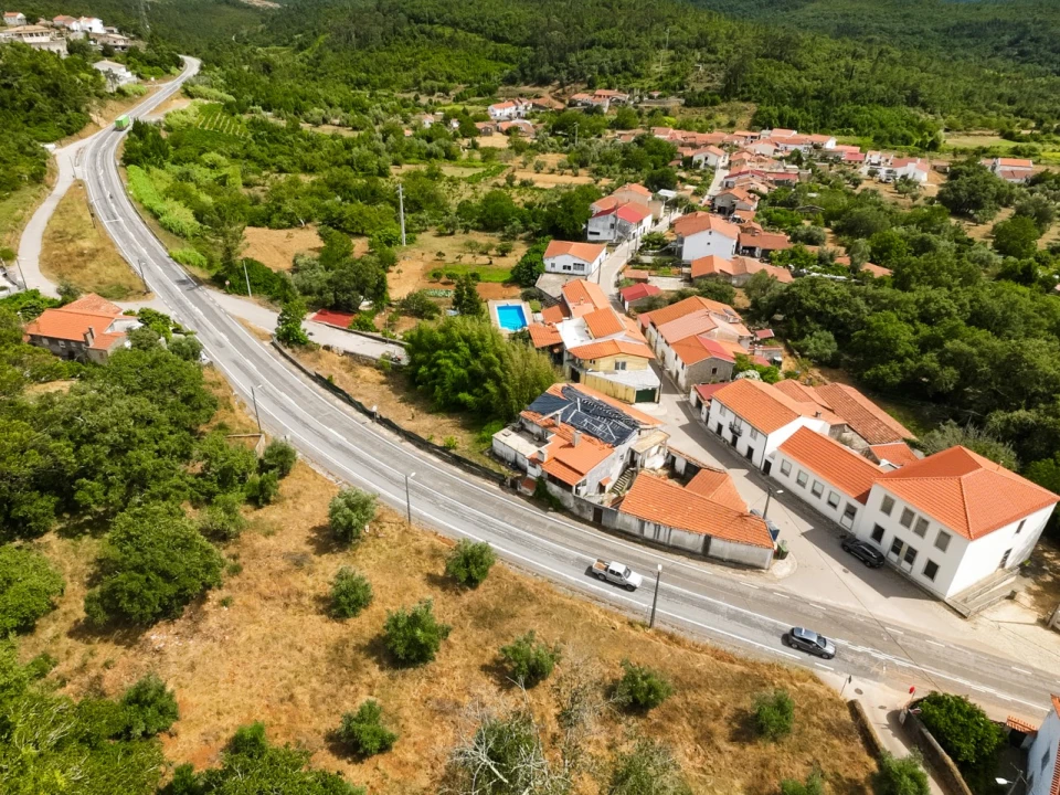 Moradia T4 para Venda em Vila Seca e Bem da Fé Foto 1
