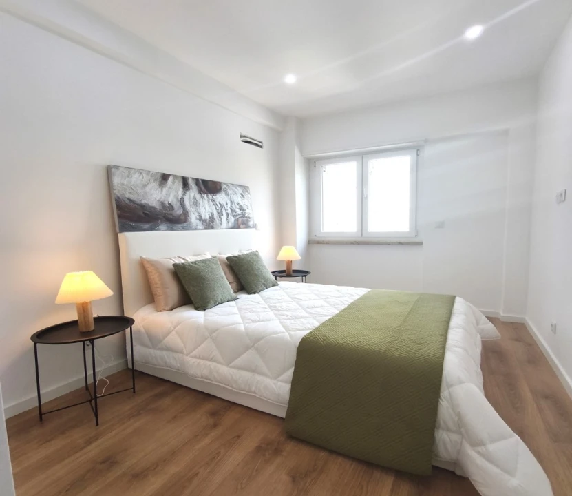 Apartamento T3 para Venda em Benfica Foto 1