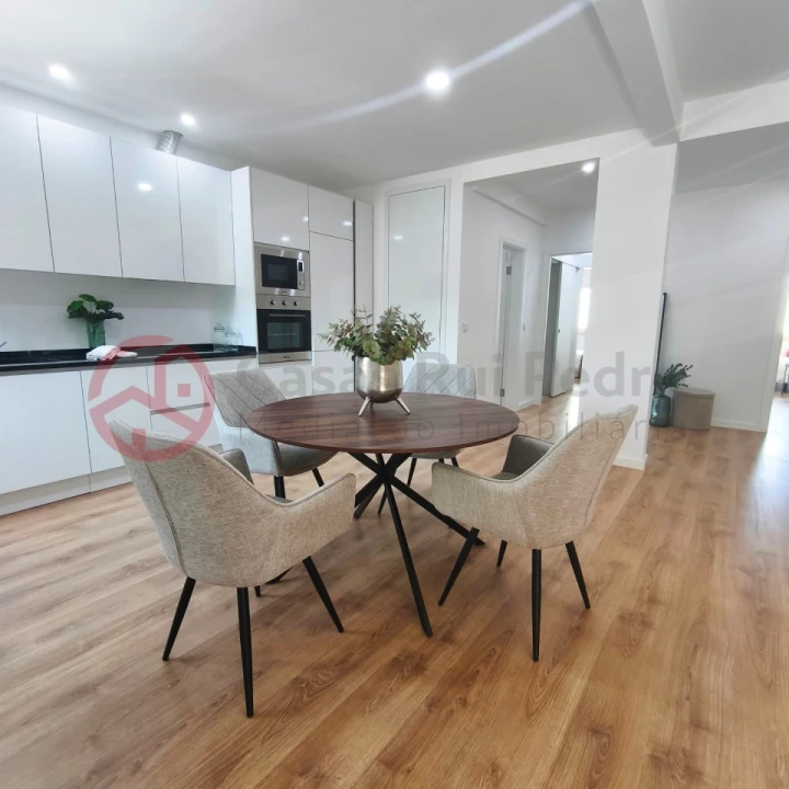Apartamento T3 para Venda em Benfica Foto 13