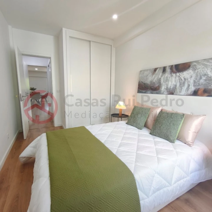 Apartamento T3 para Venda em Benfica Foto 17