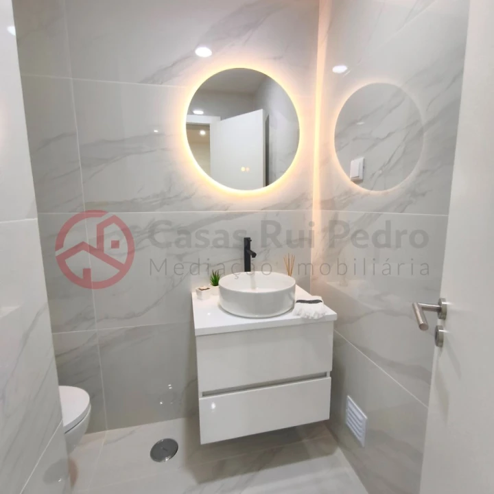 Apartamento T3 para Venda em Benfica Foto 30