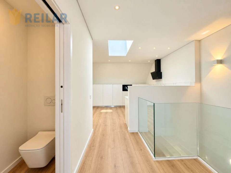 Apartamento T3 para Venda em Santa Iria de Azoia, São João da Talha e Bobadela Foto 14