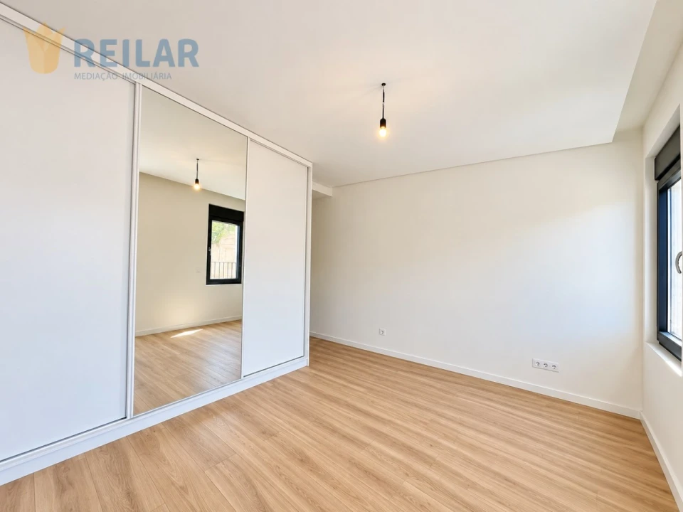 Apartamento T3 para Venda em Santa Iria de Azoia, São João da Talha e Bobadela Foto 21