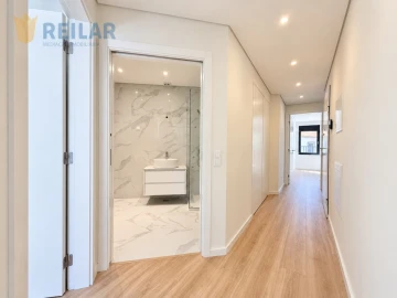 Apartamento T3 para Venda em Santa Iria de Azoia, São João da Talha e Bobadela