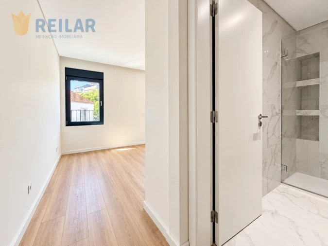 Apartamento T3 para Venda em Santa Iria de Azoia, São João da Talha e Bobadela Foto 18