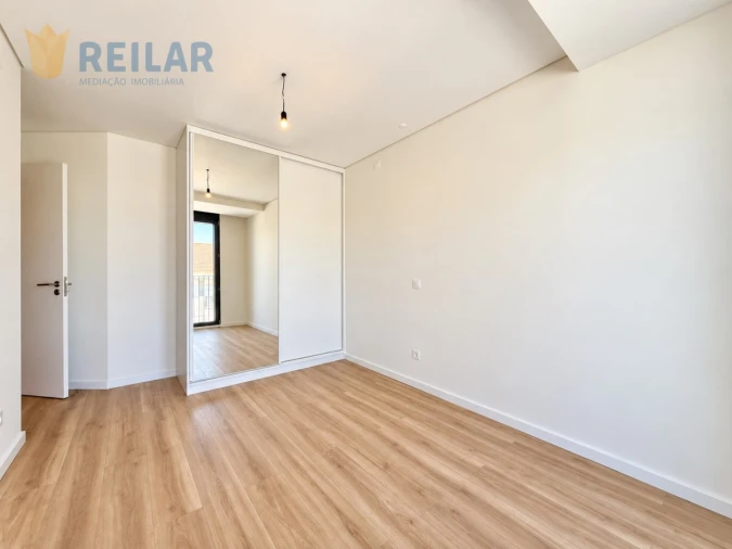 Apartamento T3 para Venda em Santa Iria de Azoia, São João da Talha e Bobadela Foto 23