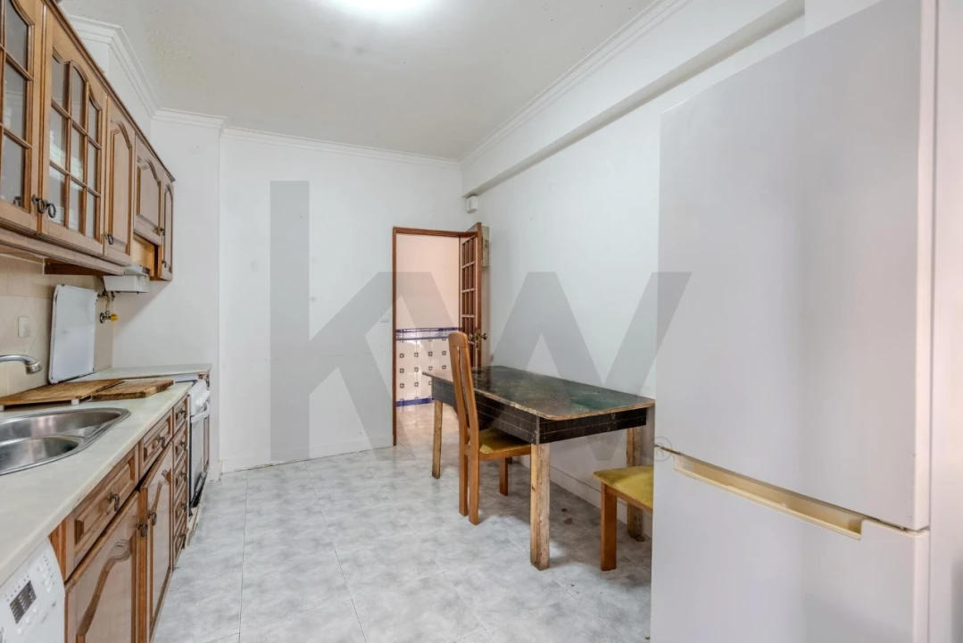 Apartamento T3 para Venda em Laranjeiro e Feijó Foto 5