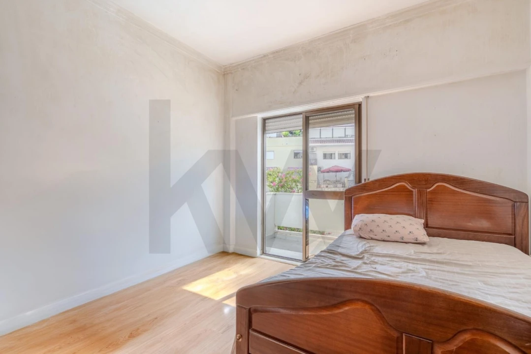 Apartamento T3 para Venda em Laranjeiro e Feijó Foto 11