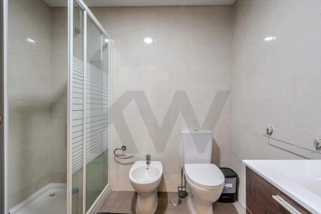 Apartamento T3 para Venda em Laranjeiro e Feijó Foto 15
