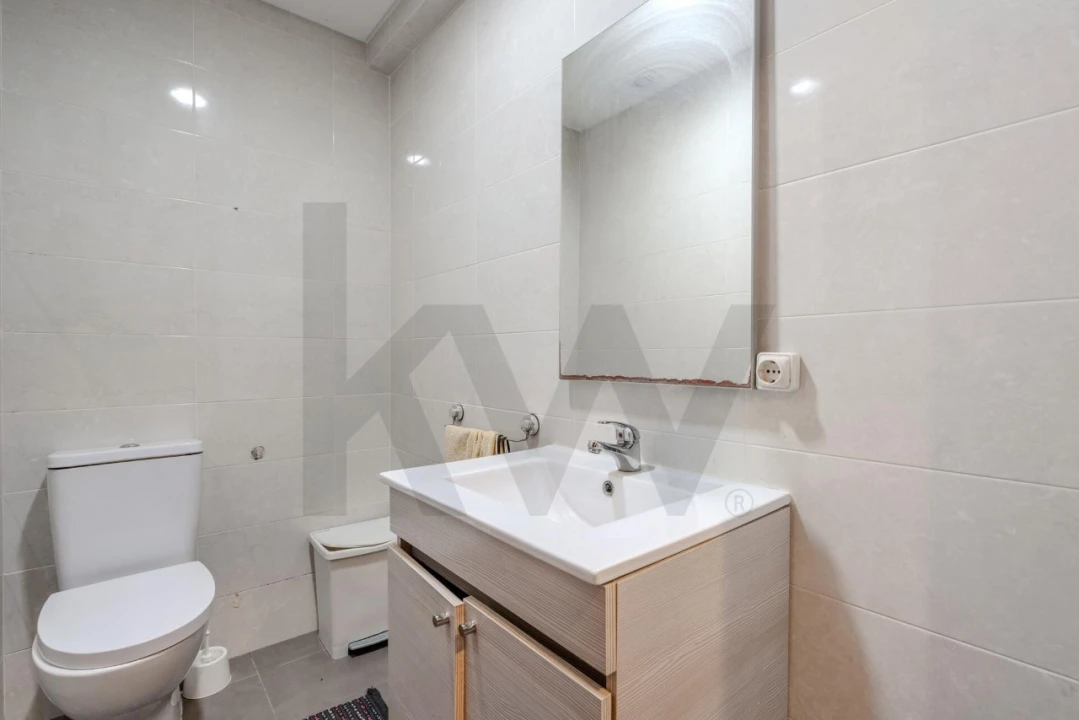 Apartamento T3 para Venda em Laranjeiro e Feijó Foto 17