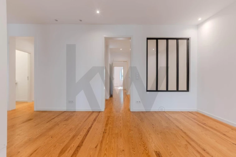 Apartamento T2 para Venda em São Vicente Foto 6