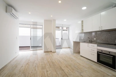 Apartamento T1 para Venda em Algés, Linda-A-Velha e Cruz Quebrada-Dafundo
