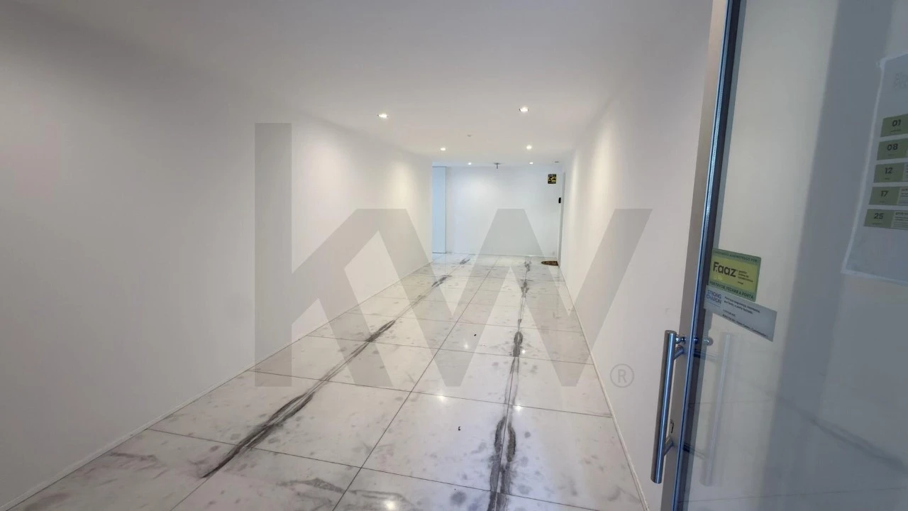 Apartamento T3 para Venda em Queluz e Belas Foto 2