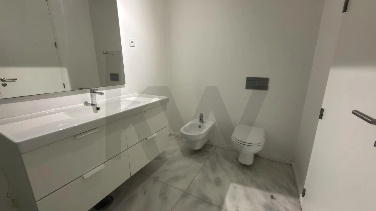 Apartamento T3 para Venda em Queluz e Belas Foto 31