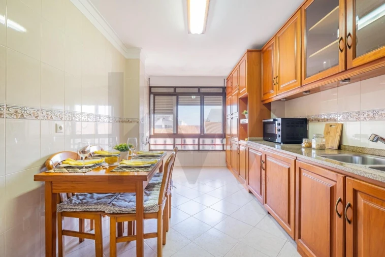 Apartamento T3 para Venda em Almada, Cova da Piedade, Pragal e Cacilhas Foto 44