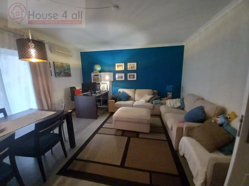 Apartamento T3 para Venda em São Domingos de Rana Foto 12