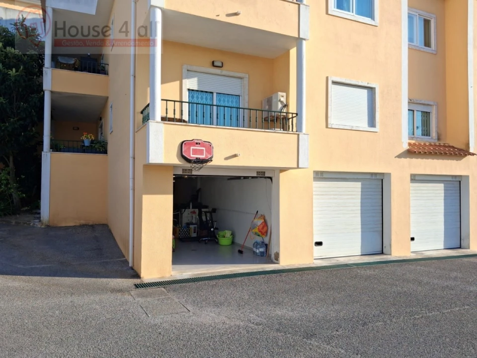 Apartamento T3 para Venda em São Domingos de Rana Foto 26