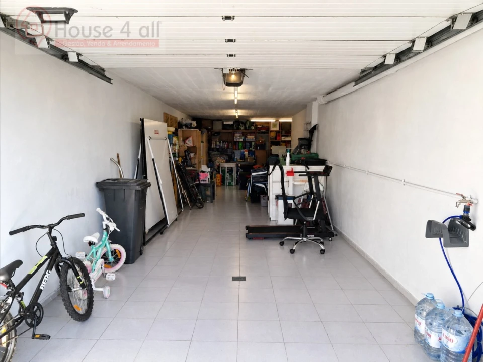Apartamento T3 para Venda em São Domingos de Rana Foto 27