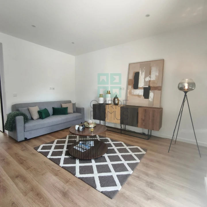 Apartamento T3 para Venda em Benfica Foto 5