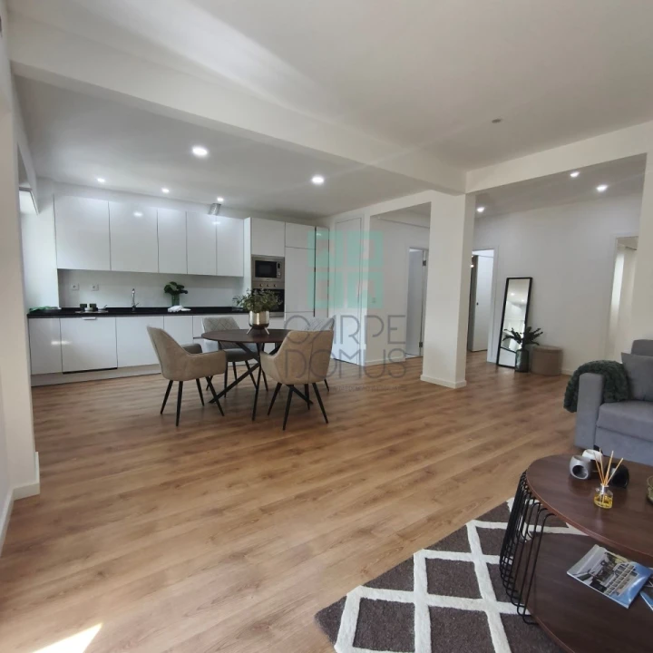 Apartamento T3 para Venda em Benfica Foto 8
