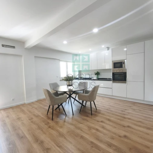 Apartamento T3 para Venda em Benfica Foto 3