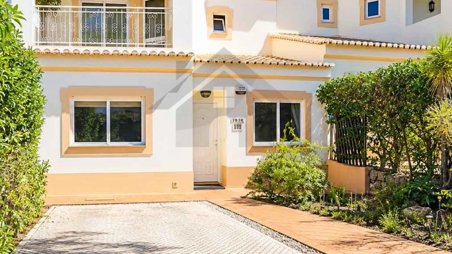 Moradia T3 para Arrendamento em Portimão