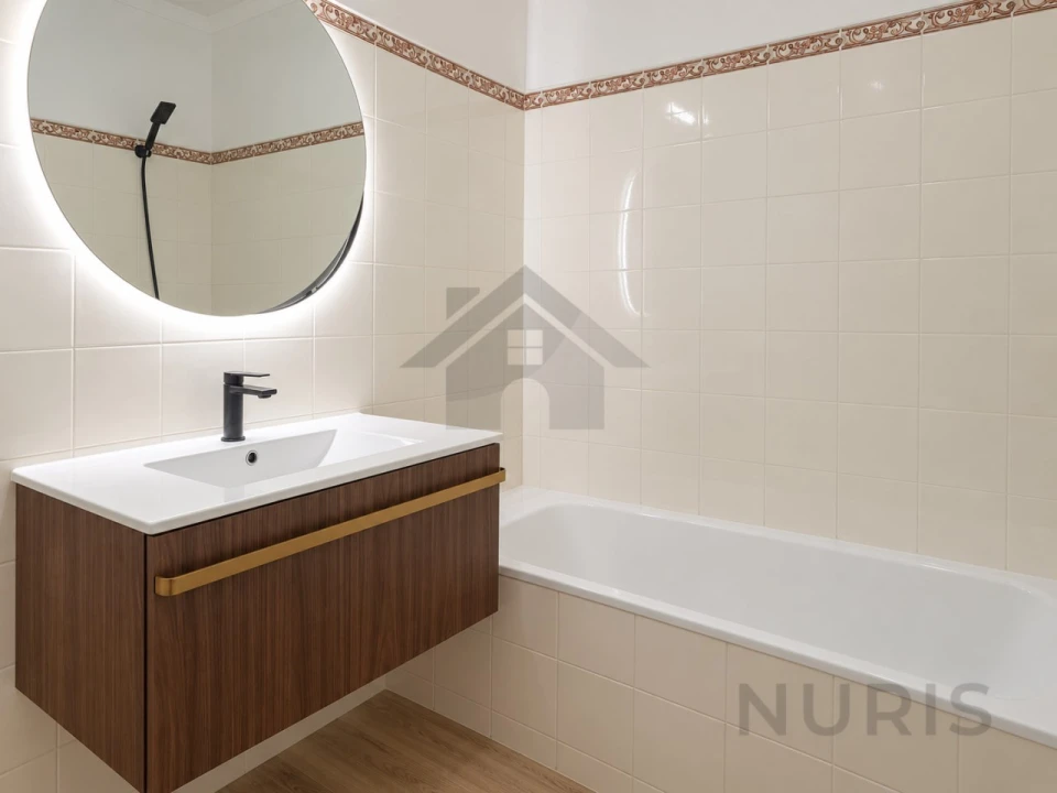 Apartamento T2 para Venda em Portimão Foto 13