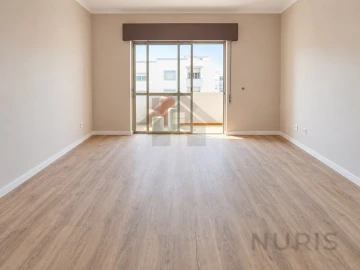 Apartamento T2 para Venda em Portimão