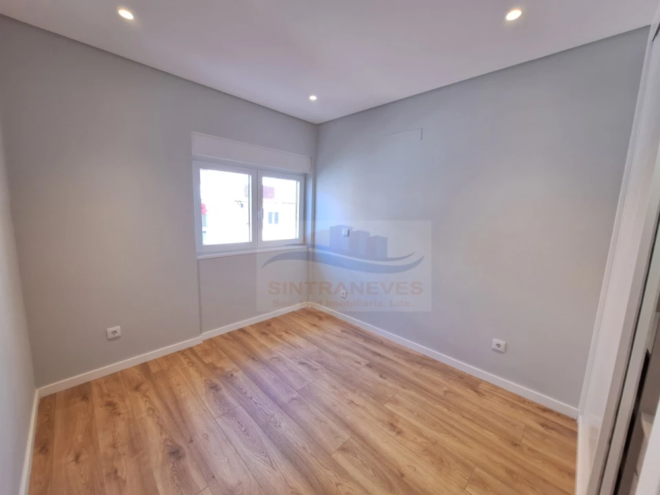 Apartamento T2 para Venda em Mina de Água Foto 17