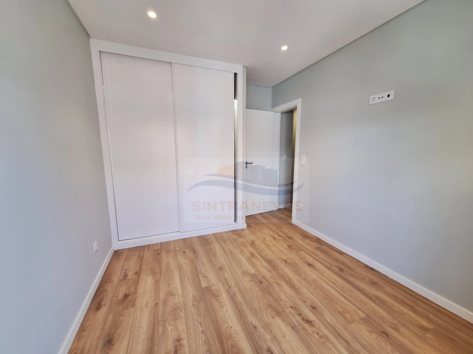 Apartamento T2 para Venda em Mina de Água Foto 18