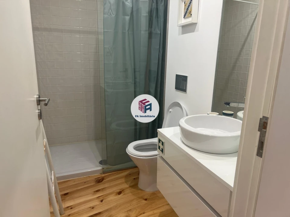 Apartamento para Venda em Cedofeita, Santo Ildefonso, Sé, Miragaia, São Nicolau e Vitória Foto 11