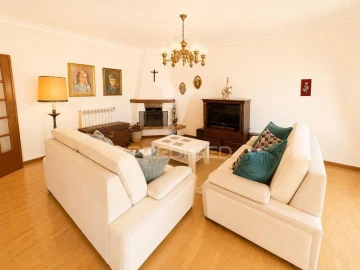 Apartamento T3 para Venda em Valença, Cristelo Covo e Arão