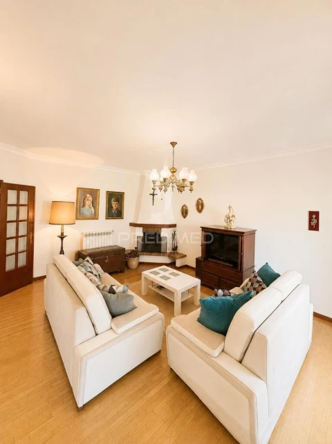 Apartamento T3 para Venda em Valença, Cristelo Covo e Arão