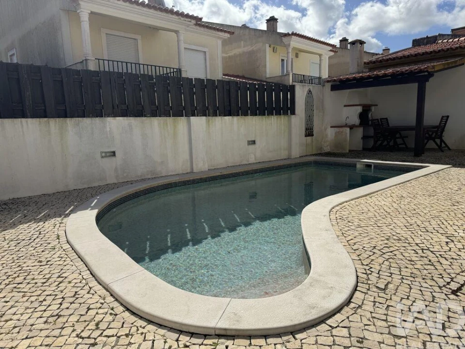 Moradia T4 para Venda em Santa Barbara Foto 17