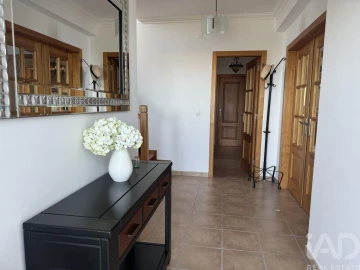 Moradia T4 para Venda em Santa Barbara