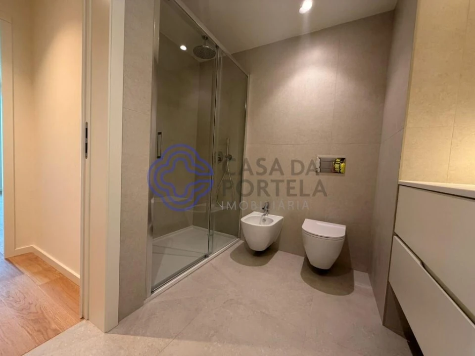 Apartamento T2 para Venda em Santa Marinha e São Pedro da Afurada Foto 13