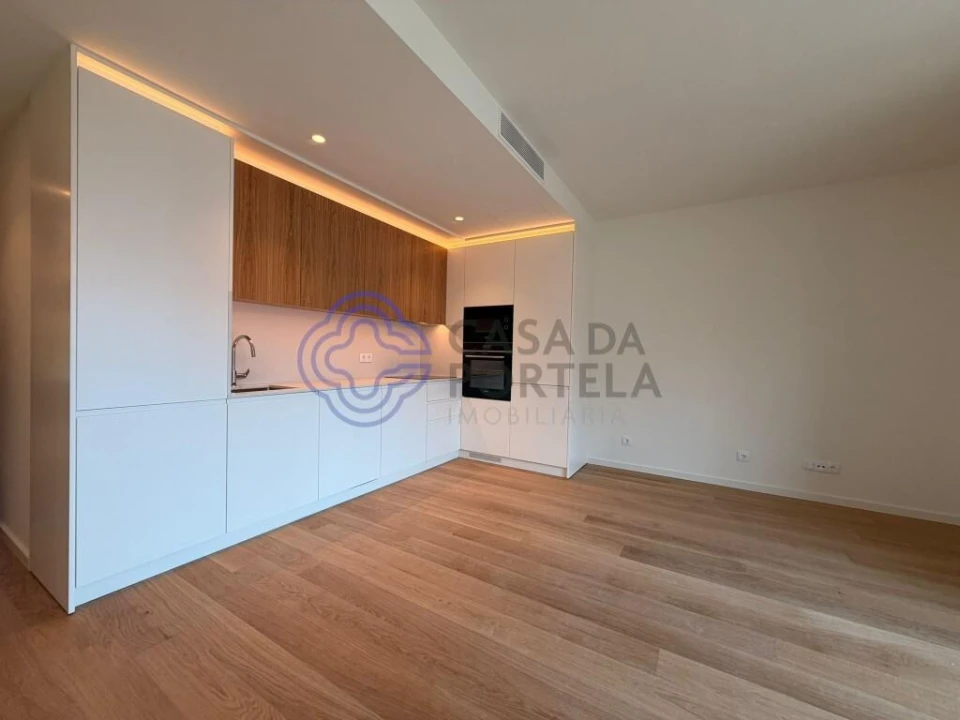 Apartamento T2 para Venda em Santa Marinha e São Pedro da Afurada Foto 4