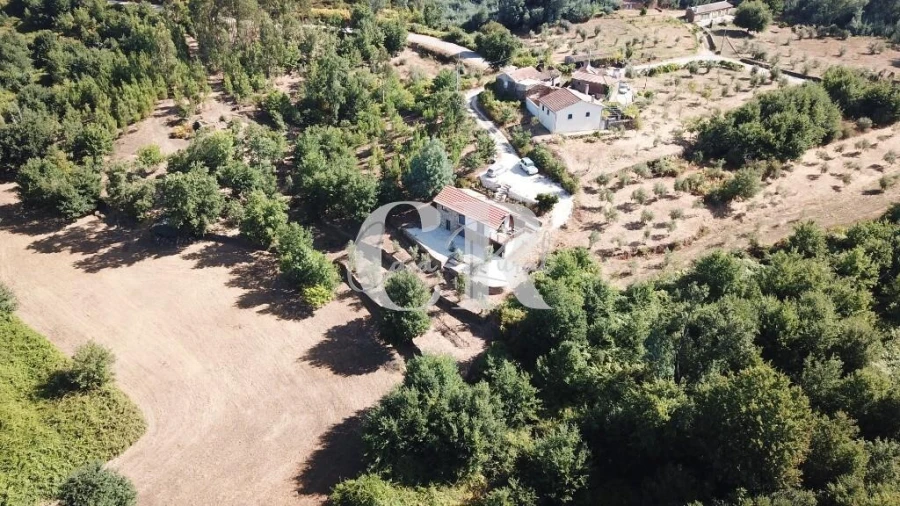 Moradia T2 para Venda em Graça Foto 3