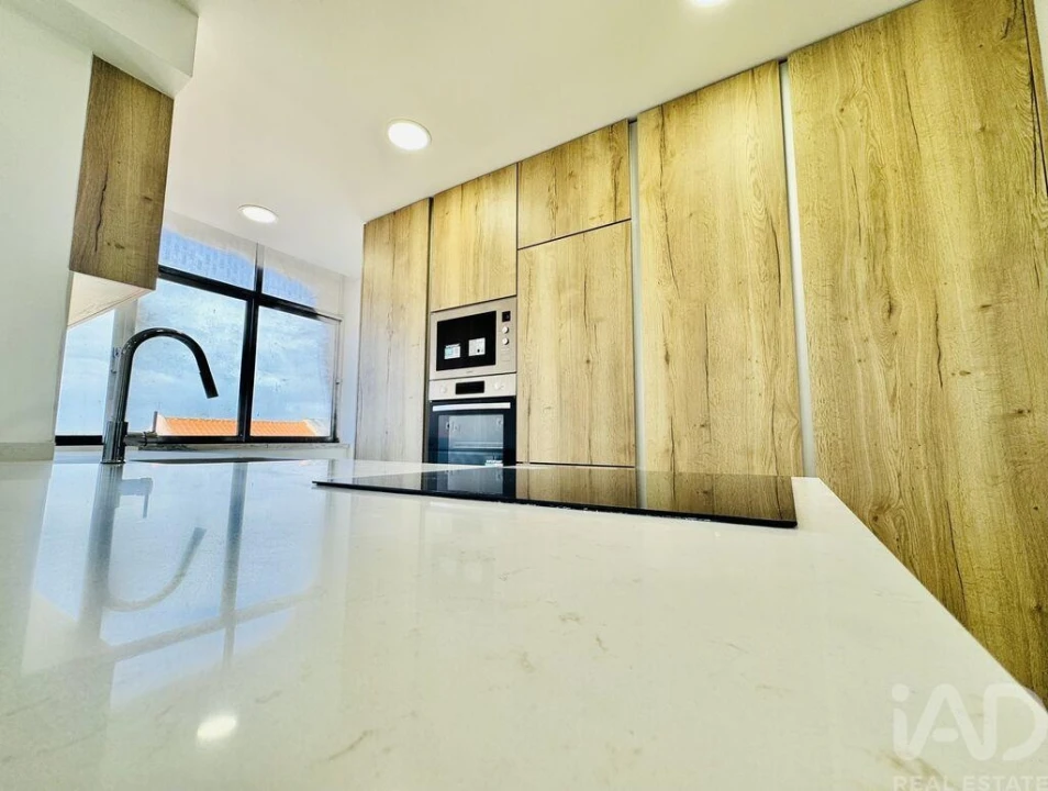 Apartamento T1 para Venda em Amora Foto 2