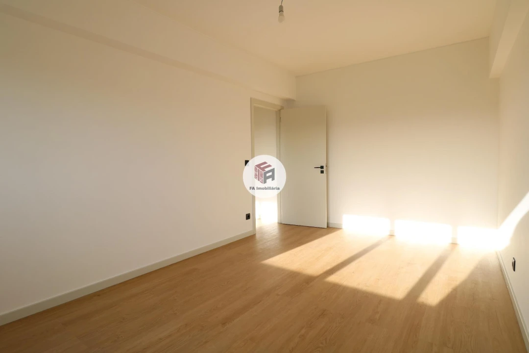 Apartamento T2 para Arrendamento em Matosinhos e Leça da Palmeira Foto 21
