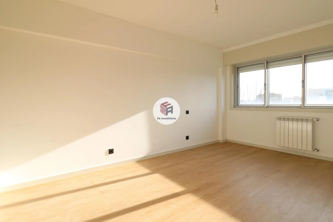 Apartamento T2 para Arrendamento em Matosinhos e Leça da Palmeira Foto 22