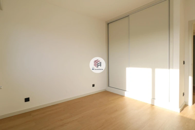 Apartamento T2 para Arrendamento em Matosinhos e Leça da Palmeira Foto 19